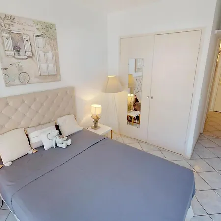 Apartment Grand 2p Avec Parking Et Terrasse, Piscine Sur Le Toit, Proche Des Plages A - Fr-1-196-172 *
