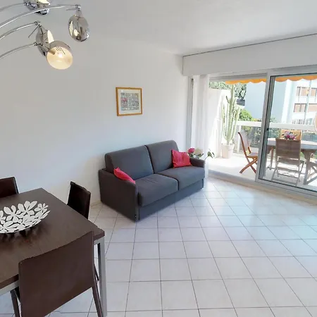 Grand 2p Avec Parking Et Terrasse, Piscine Sur Le Toit, Proche Des Plages A - Fr-1-196-172 Apartment *